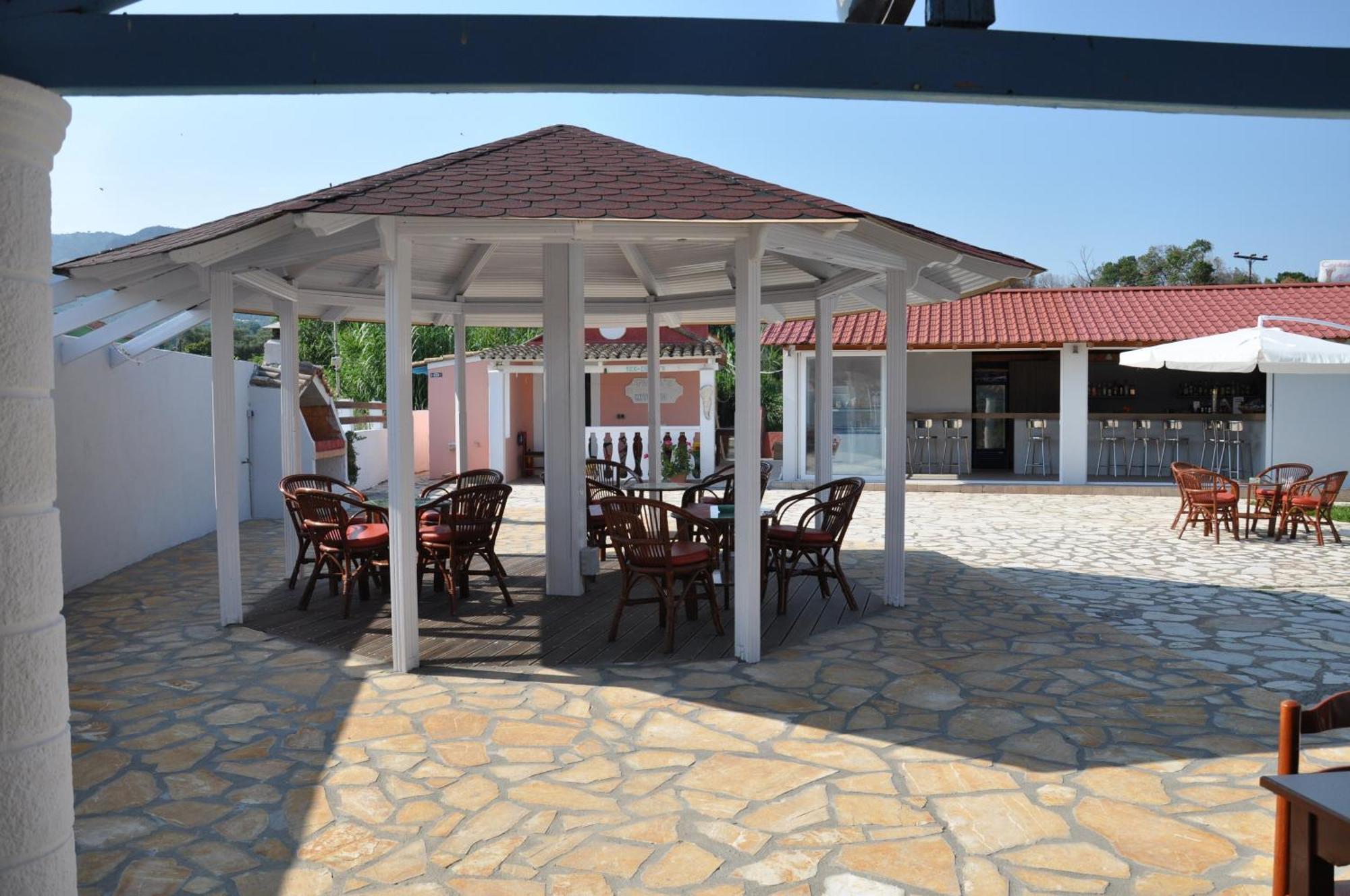 Tassos Apartments Corfu  Esterno foto