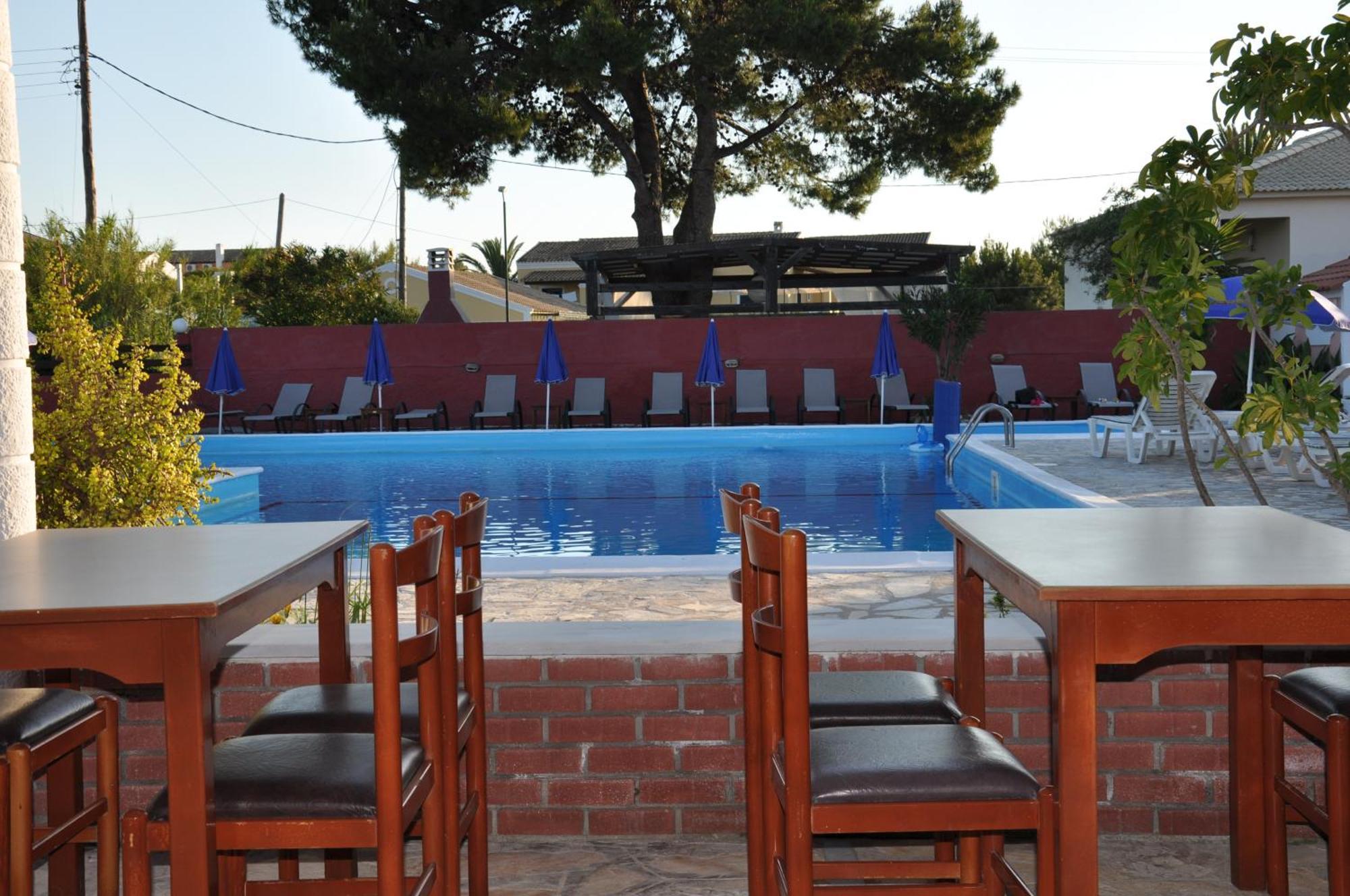 Tassos Apartments Corfu  Esterno foto